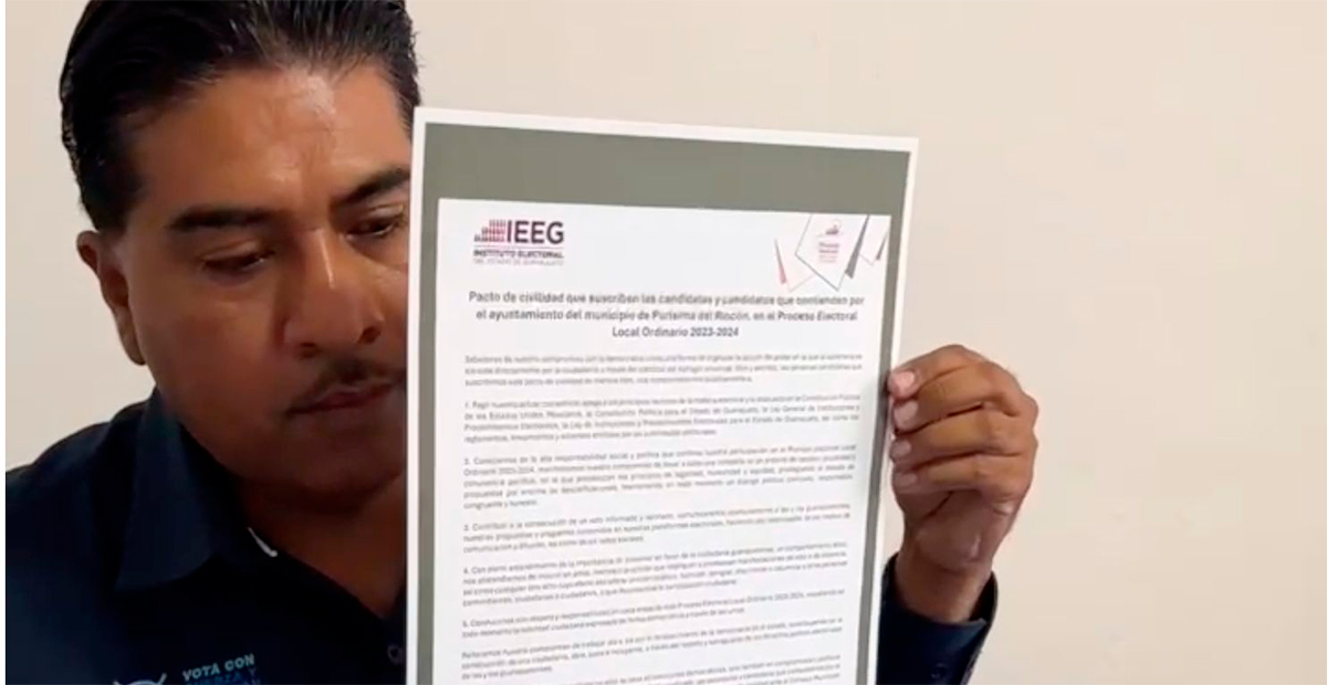 Roberto García Urbano firma el Pacto de Civilidad en el IEEG