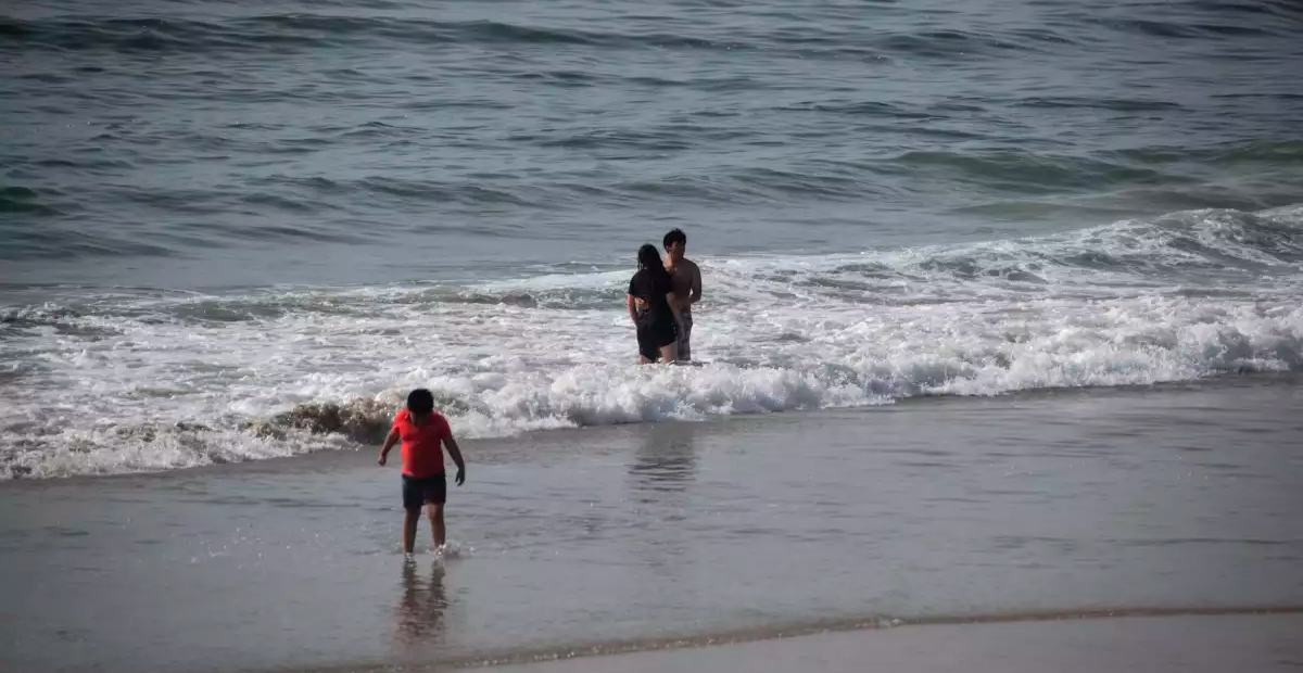 Reportan 18 playas mexicanas con altos niveles de bacterias en vísperas de verano