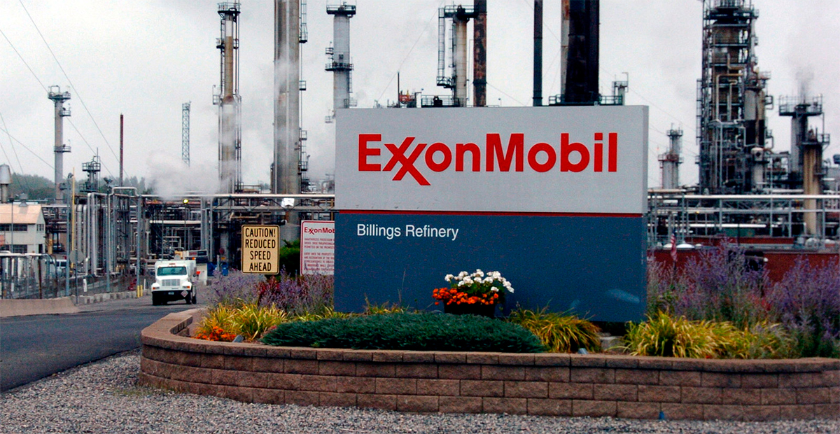 California demanda a Exxon Mobil por su papel en la crisis global de contaminación plástica