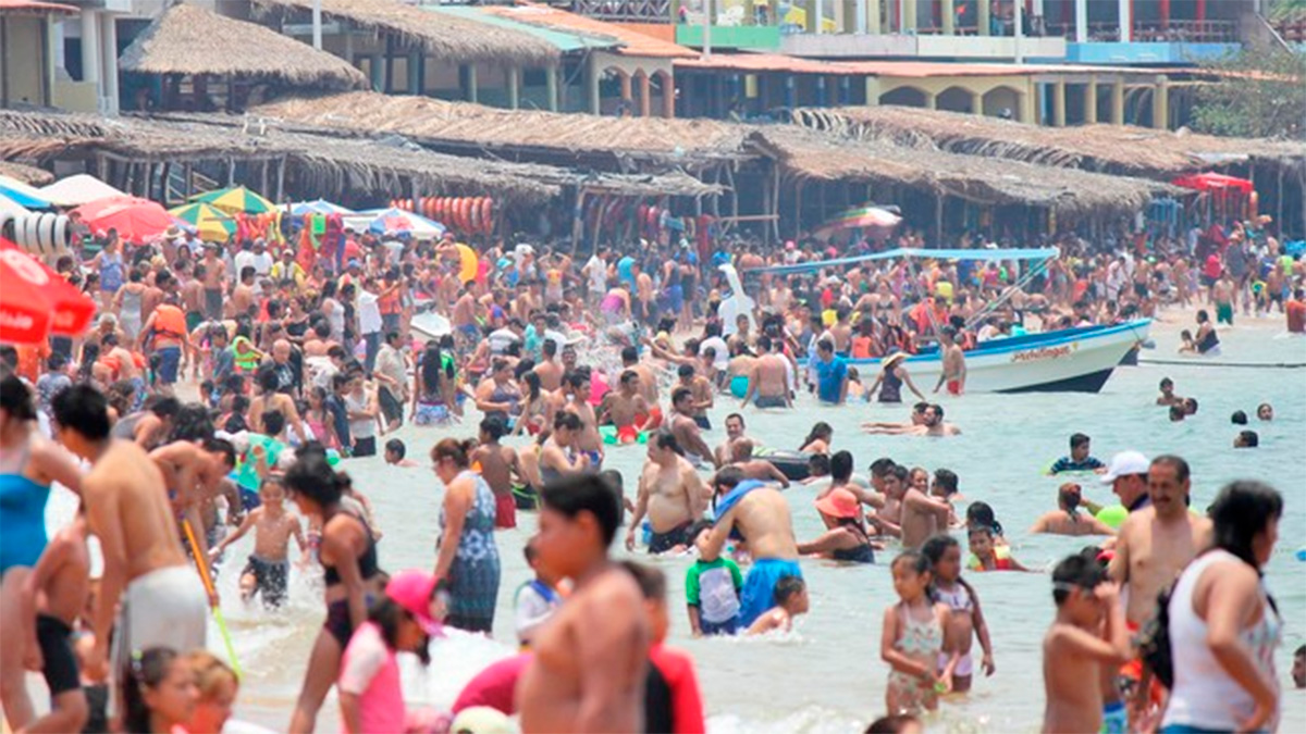 Acapulco resurge con fuerza y se llena de turistas en Semana Santa
