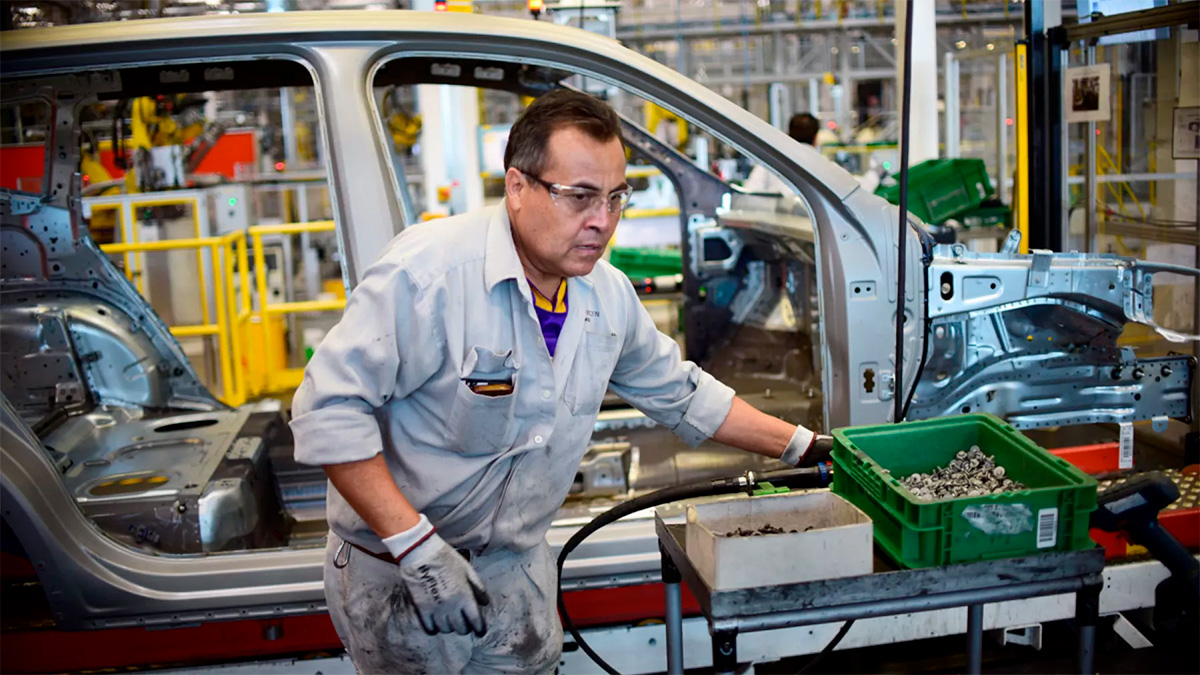 México se consolida como potencia automotriz: entra al top 5 mundial de producción de autos