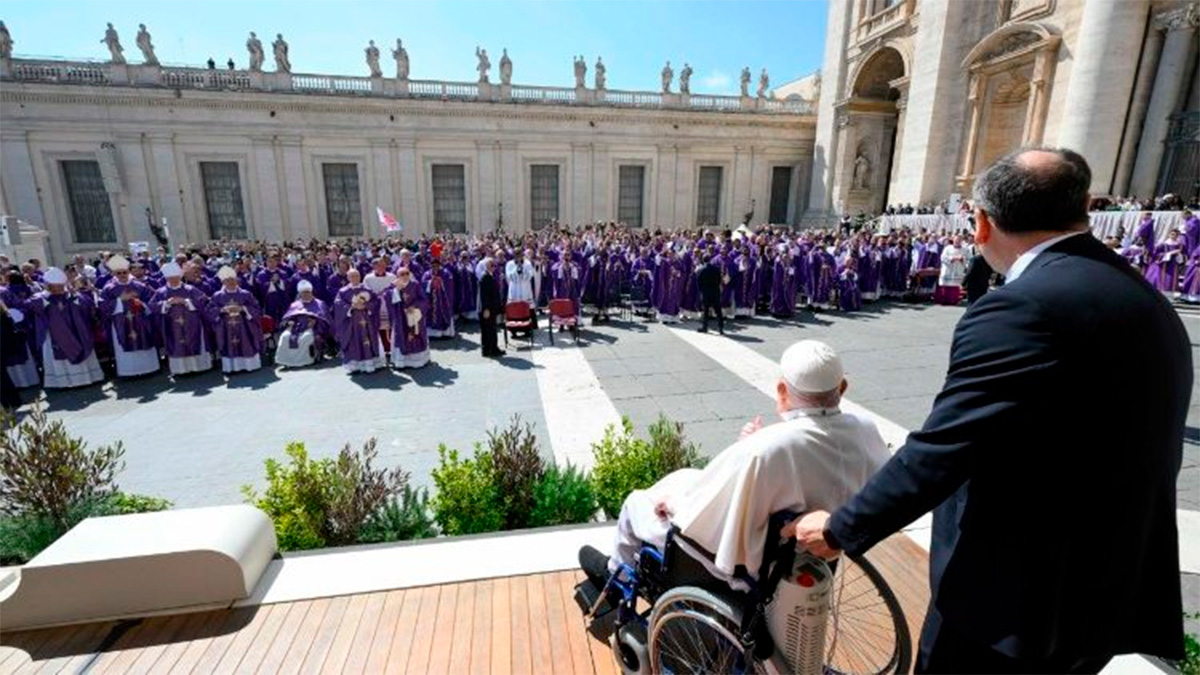 La participación del papa Francisco en Semana Santa dependerá del clima y su recuperación