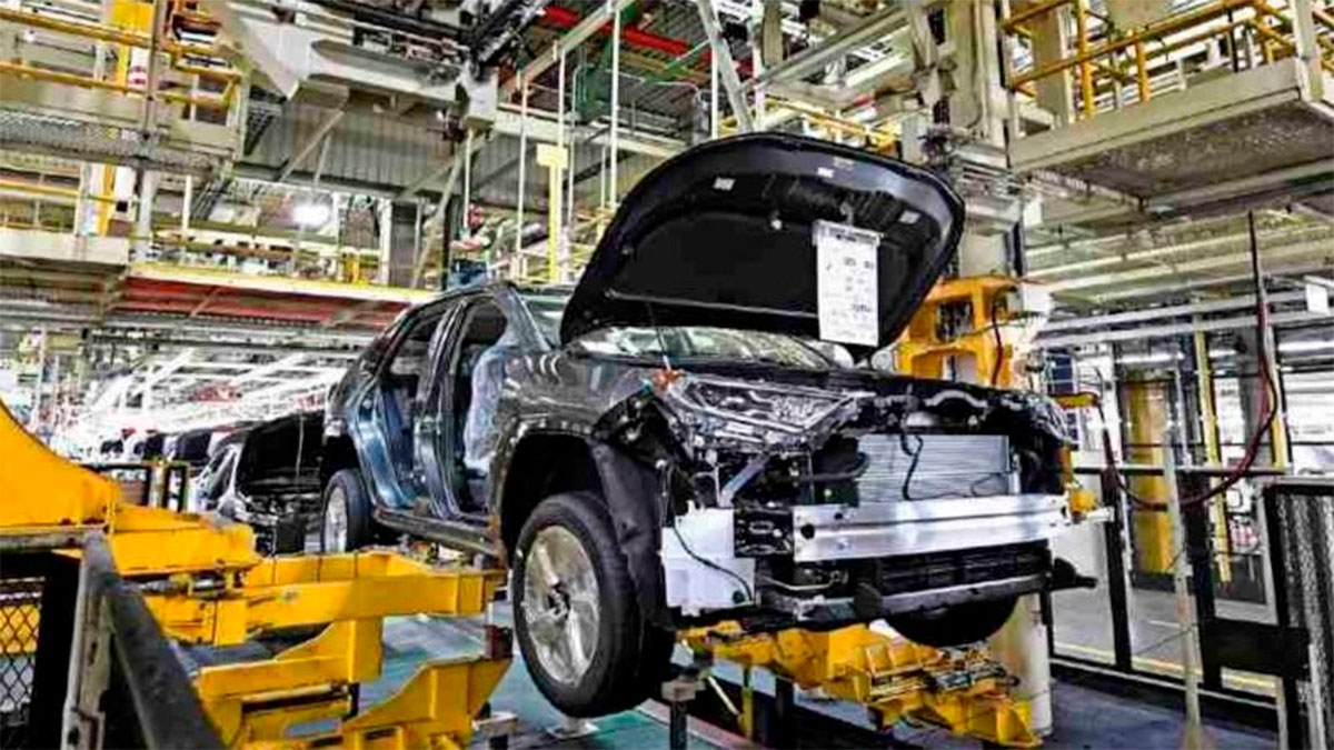 Golpe al motor industrial: producción y exportación automotriz caen en México por nuevos aranceles de EE.UU.