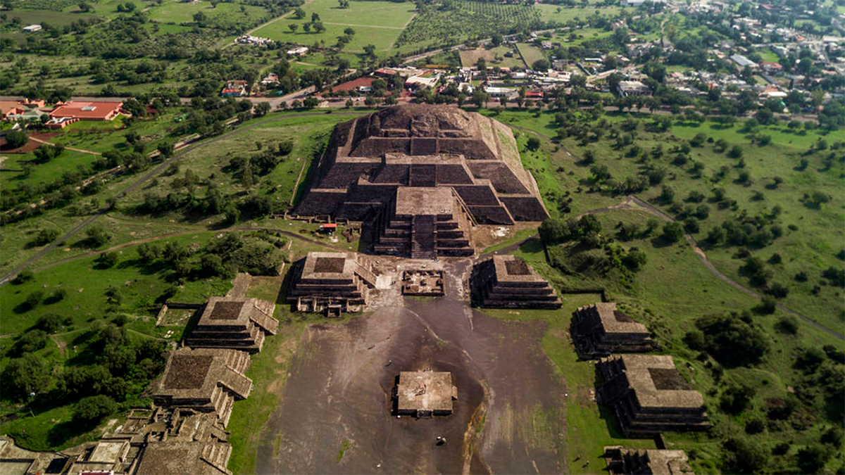 Reabre la Pirámide de la Luna en Teotihuacán tras cuatro años de cierre
