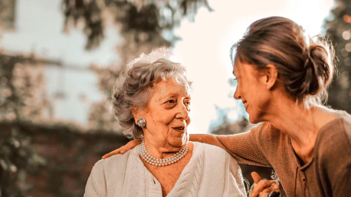 Científicos explican el origen del “olor a viejo”: la molécula 2-nonenal aparece con la edad