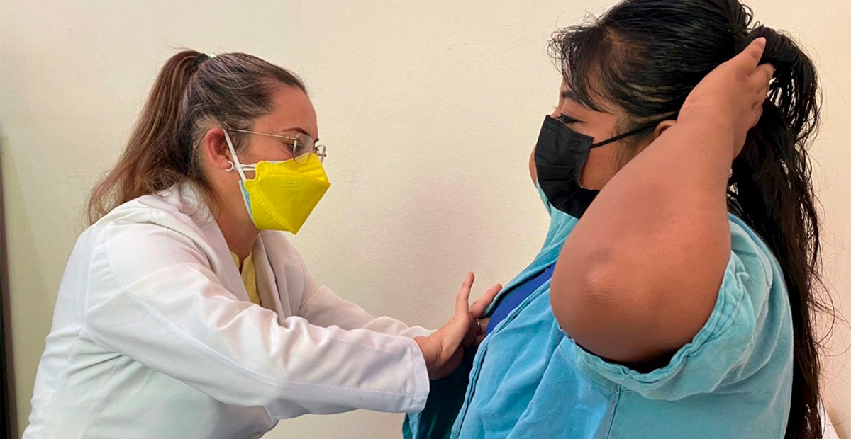 Alertan desde la UNAM: químicos en plásticos podrían detonar cáncer de mama
