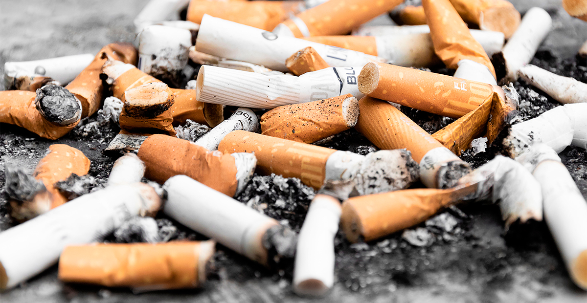 Colillas de cigarro: la amenaza ambiental invisible que contamina mares y suelos