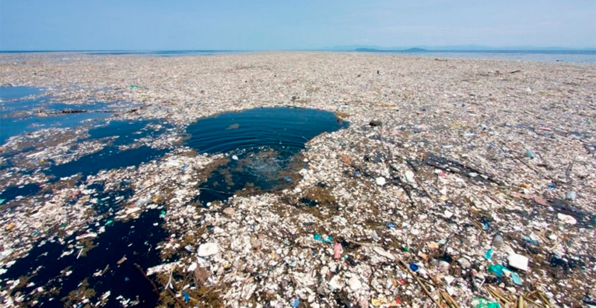 95 países exigen un tratado ambicioso contra la contaminación por plásticos en los océanos