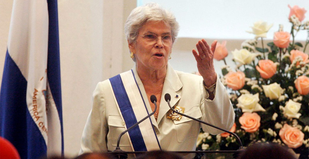 Fallece Violeta Barrios de Chamorro, primera presidenta en América Latina