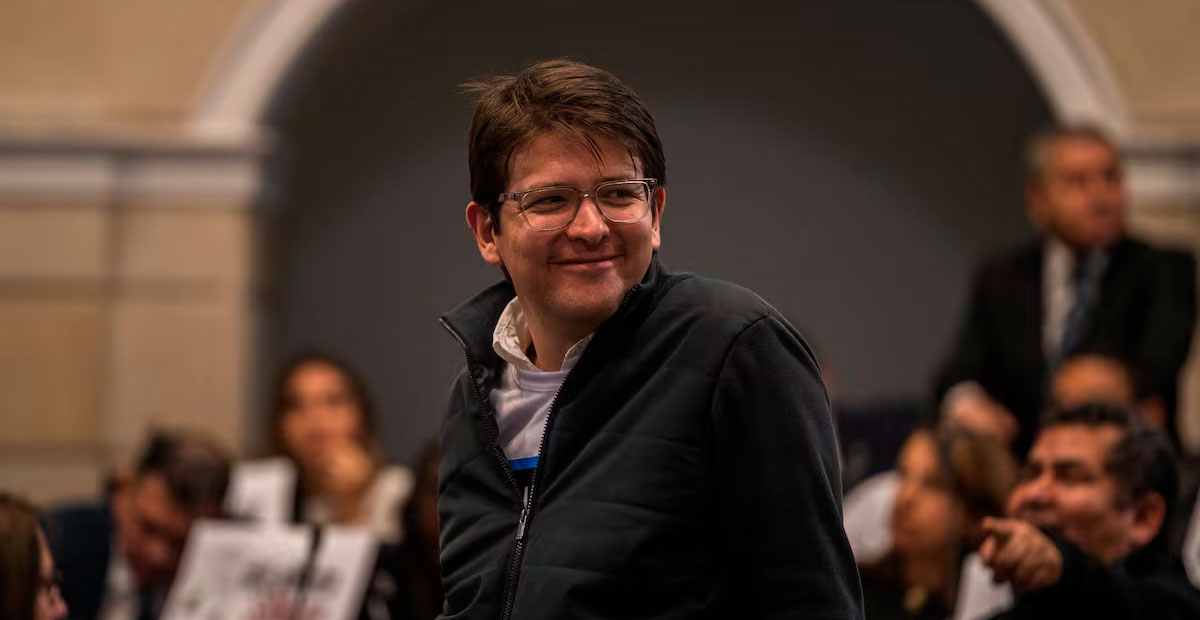 Grave el senador Miguel Uribe Turbay tras atentado en Bogotá; autoridades detienen a menor implicado