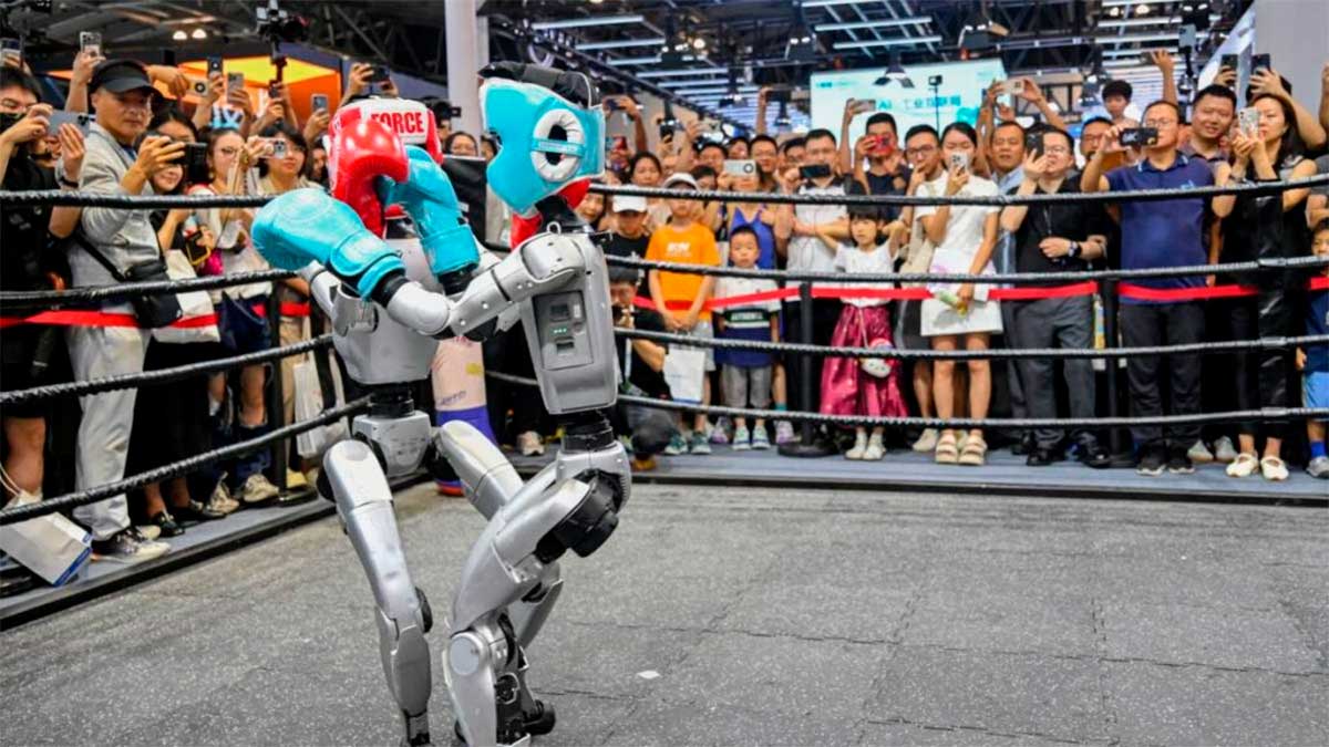 Robots humanoides boxeadores destacan en la Conferencia Mundial de IA.