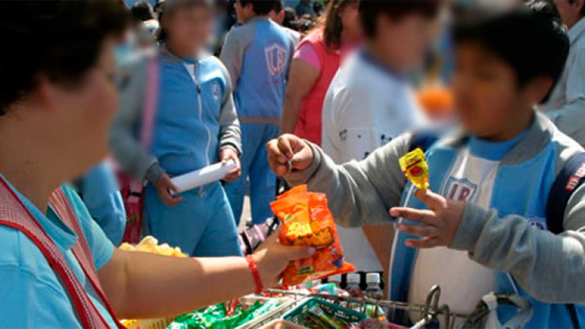 Análisis de salud escolar: preocupante incidencia de obesidad y caries en estudiantes