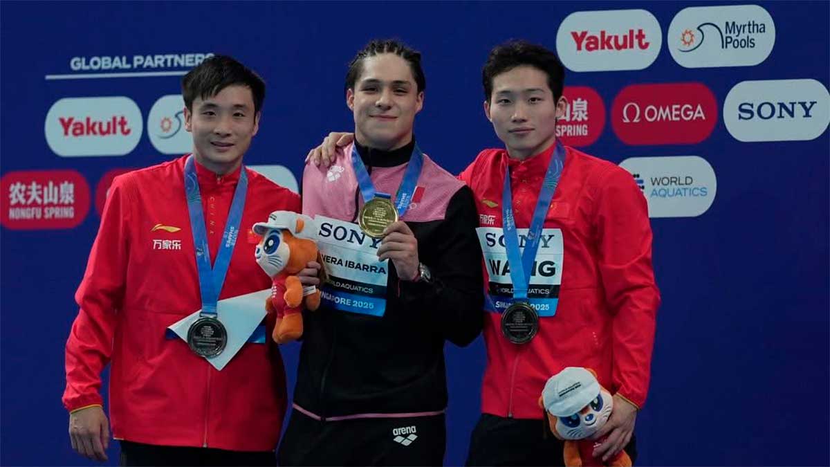 Osmar Olvera se consagra campeón mundial en trampolín de 3 metros