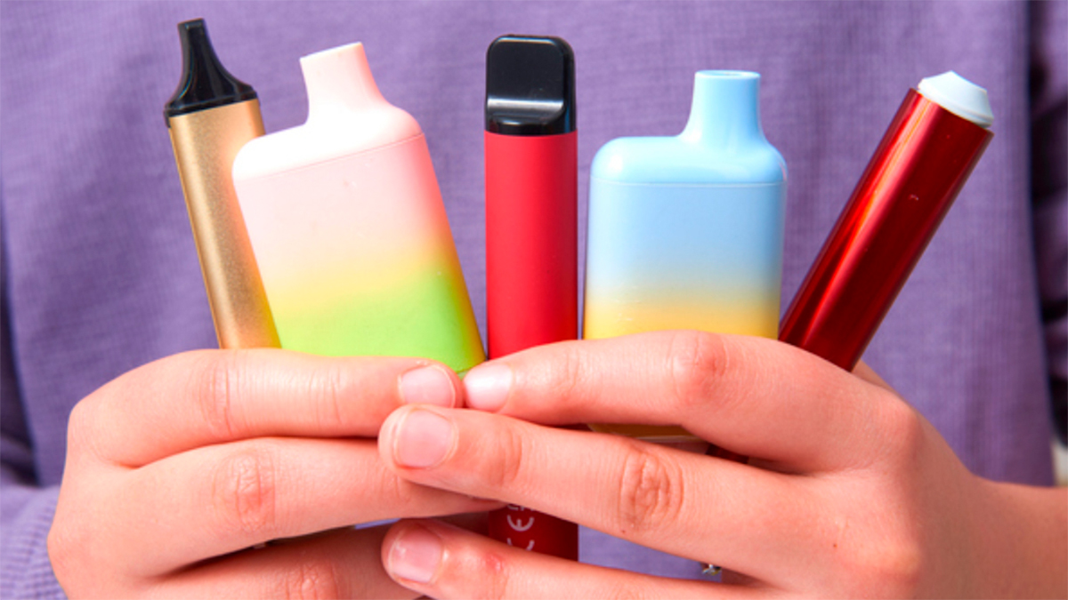 Singapur endurece prohibición contra vapeadores, castigarán hasta con prisión