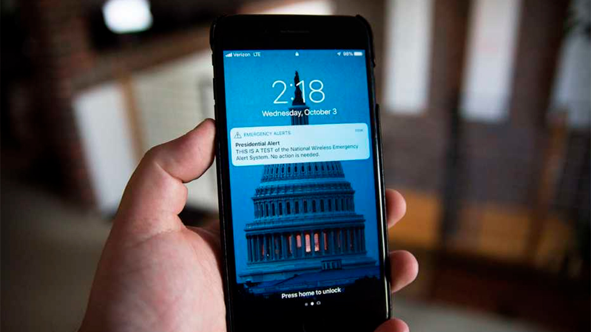 Gobierno lanza sistema de alertas de emergencia en celulares