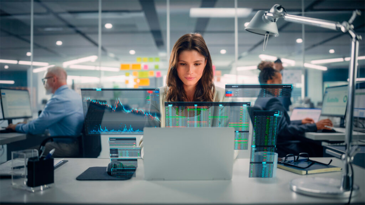 Inteligencia Artificial dispara empleos en México: crece 95% la demanda de expertos en un año