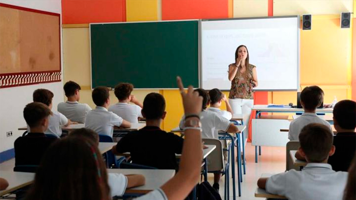 Faltan 44 millones de maestros en el mundo: la Unesco alerta sobre una crisis global en la educación