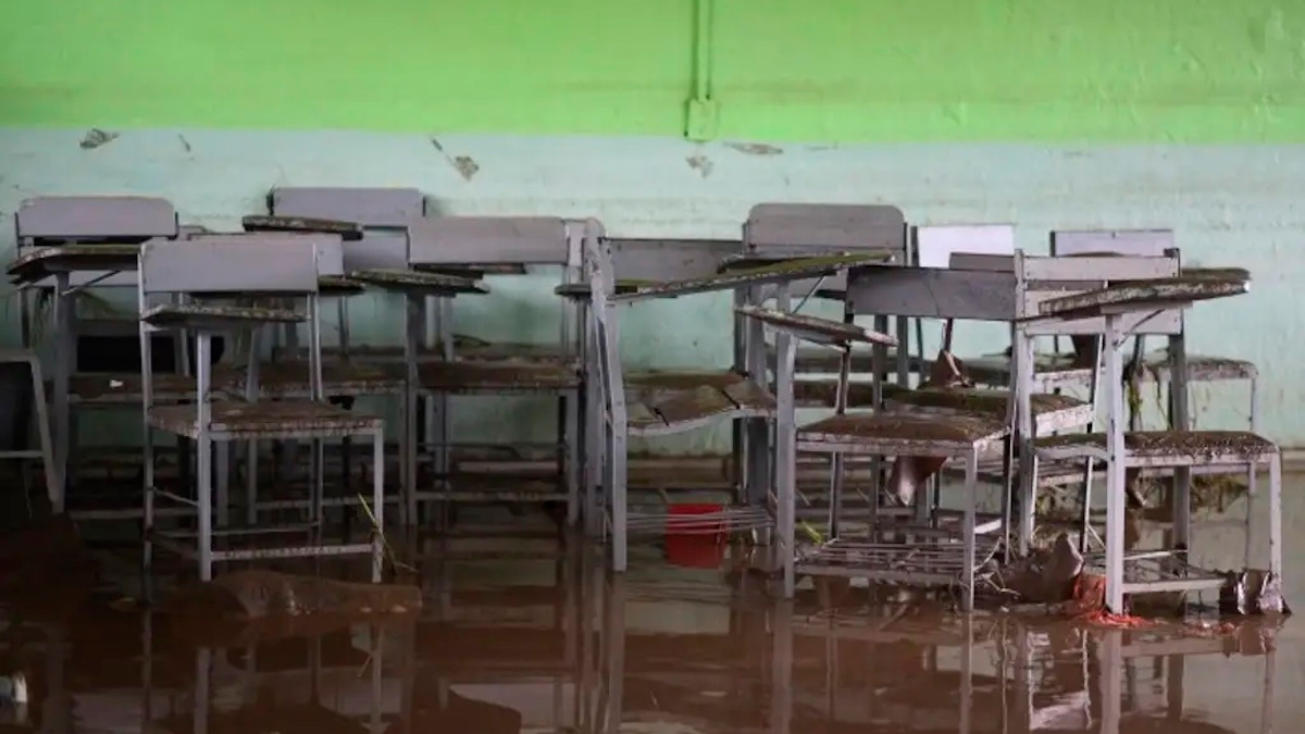 La SEP rehabilita más de 800 escuelas afectadas por lluvias en la Huasteca