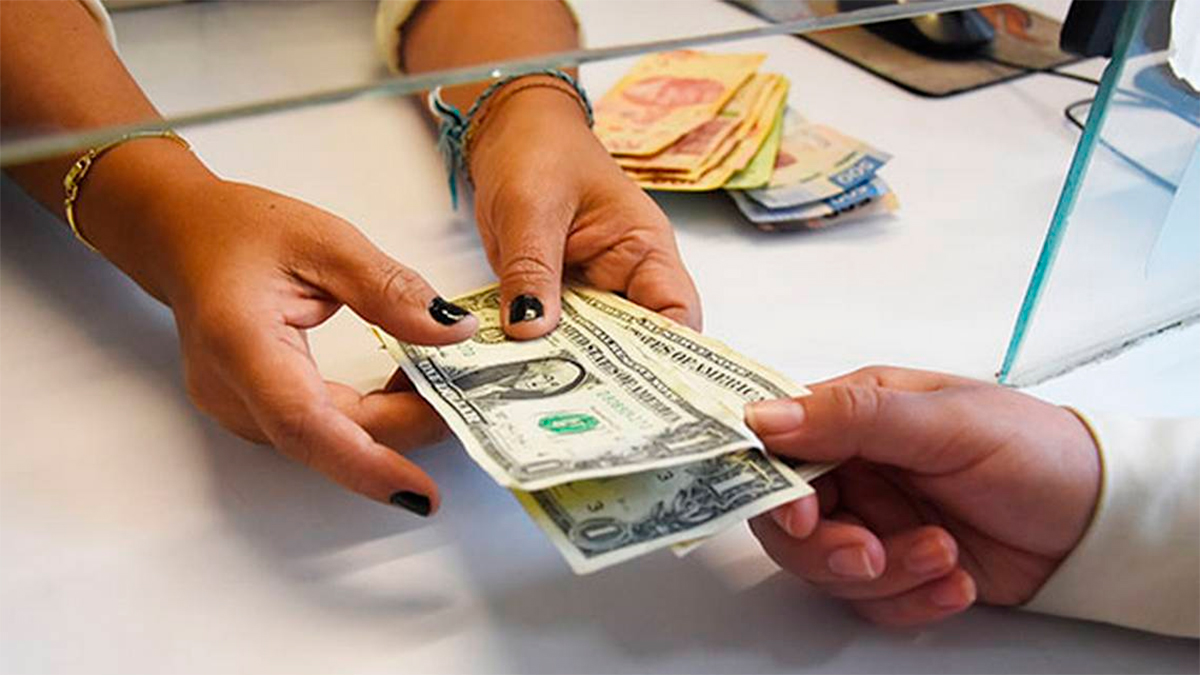 Remesas a México caen 5.9% en 2025: primera baja significativa en una década