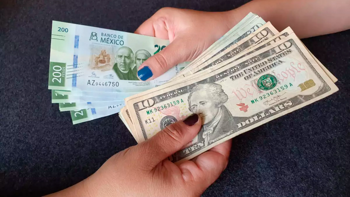 Remesas a México caen 5.9% en 2025: la política migratoria de Trump y el nuevo impuesto golpean el envío de dinero