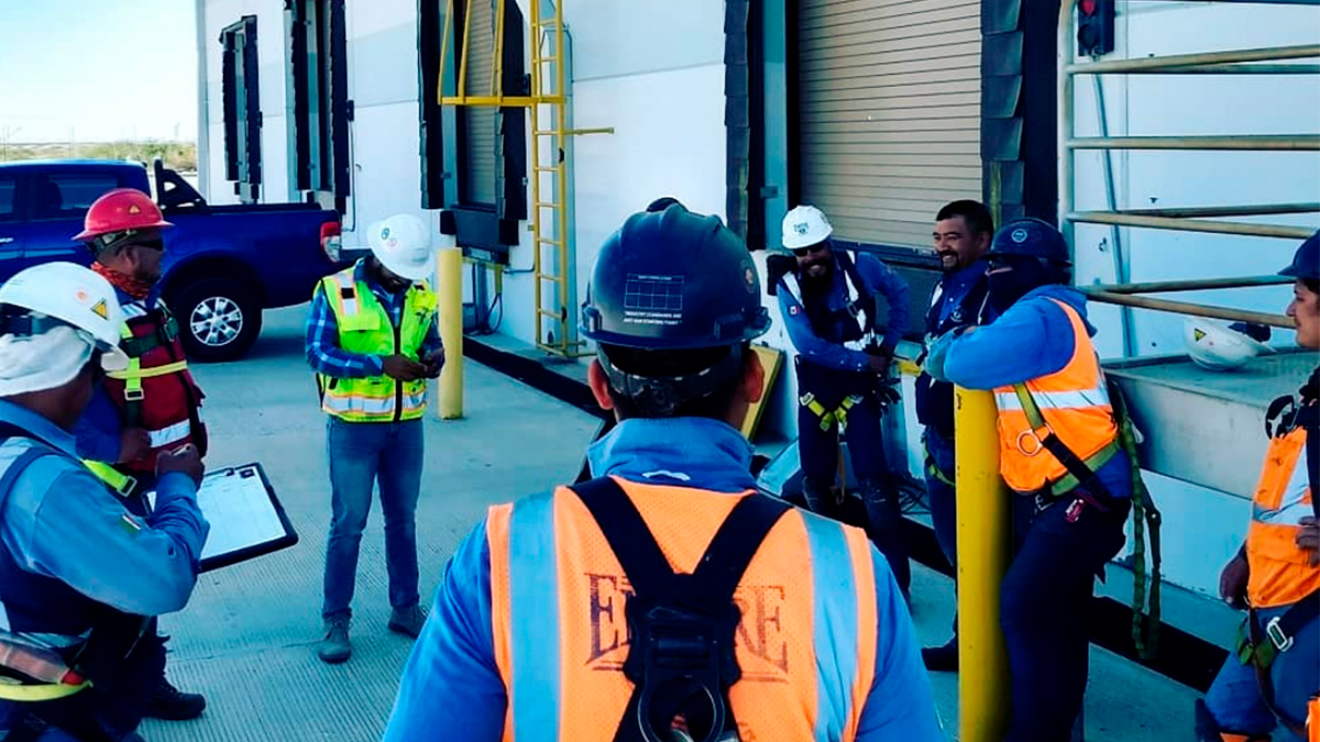 Crece la precariedad laboral en México: más de un millón de trabajadores pierden sus prestaciones en 2025