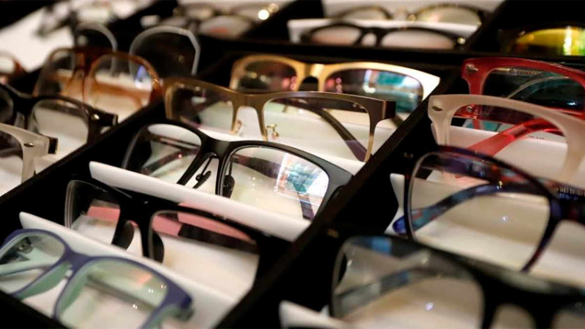 SEP entregará dos millones de lentes gratuitos a estudiantes de primaria con problemas visuales