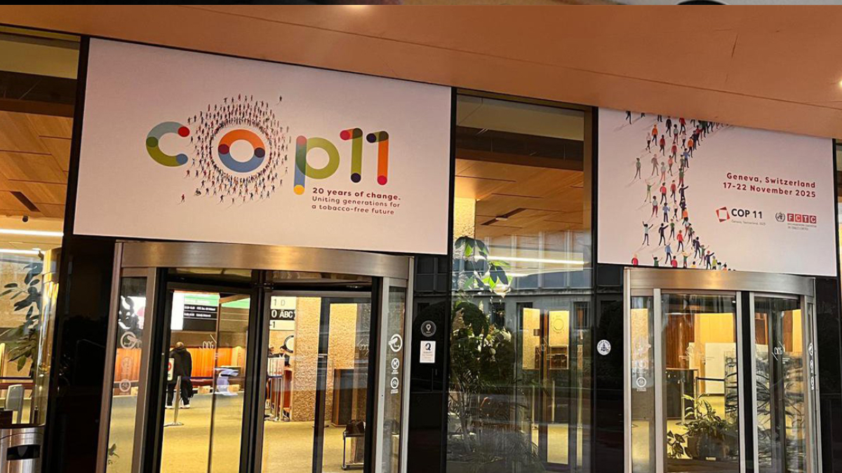 México recibe el premio Orquídea en la COP11 por liderar un llamado global contra la industria tabacalera