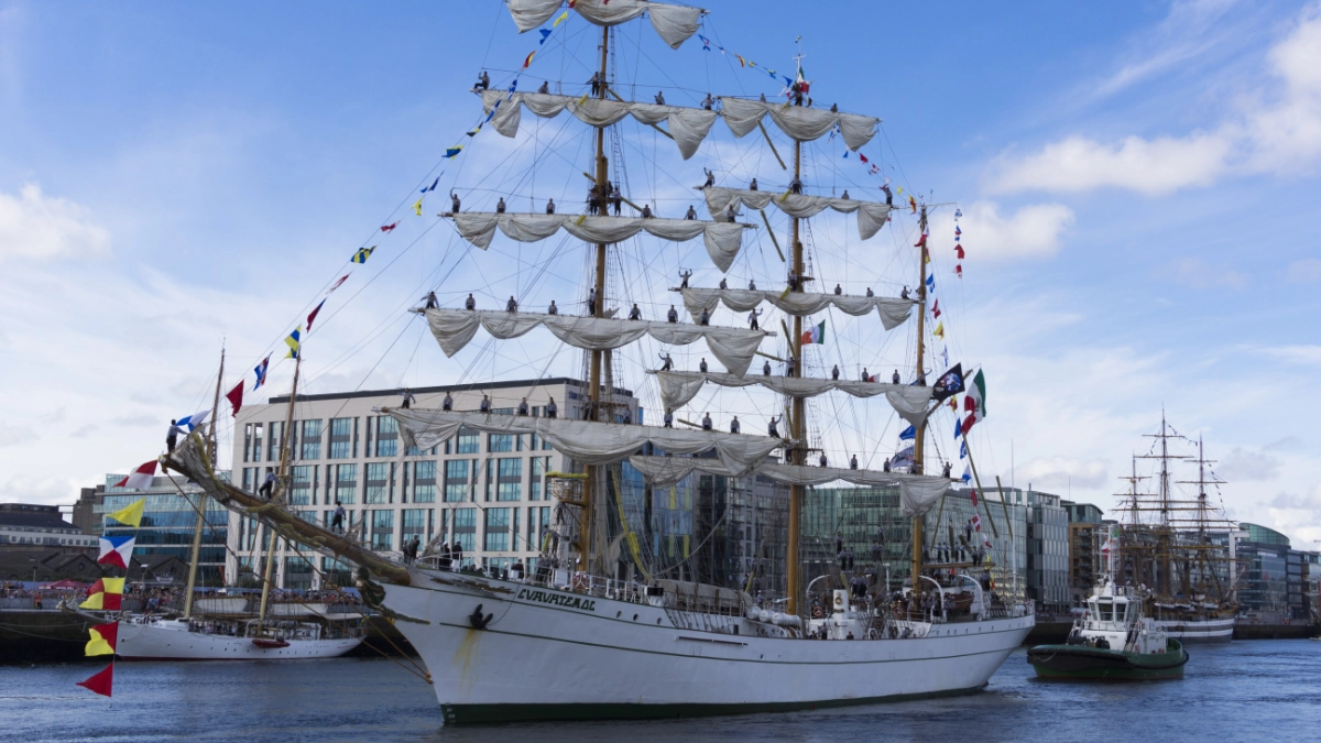 El Buque Escuela Cuauhtémoc reabre al público en Acapulco tras accidente en Nueva York