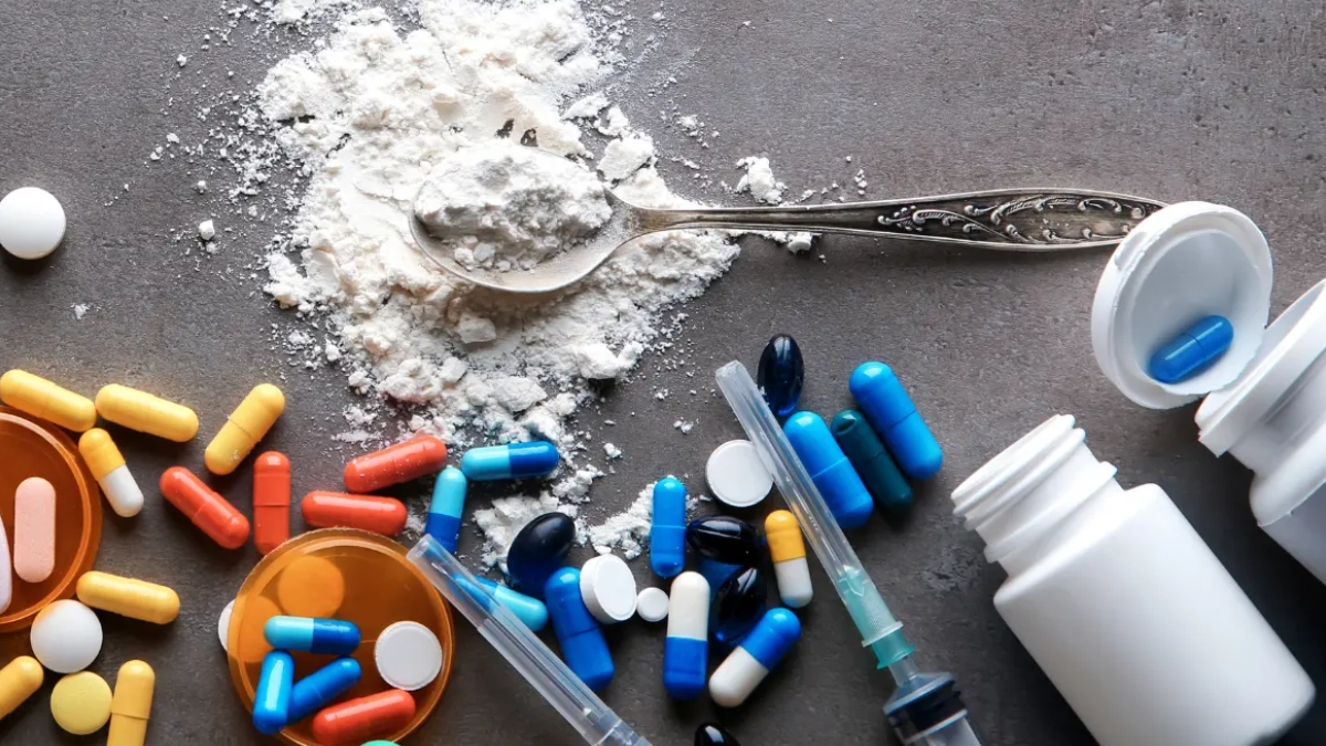 Aumenta consumo de drogas ilegales en adultos; se reduce en adolescentes, revela ENCODAT