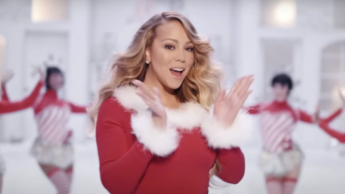 Mariah Carey rompe récord histórico en Billboard con su clásico navideño