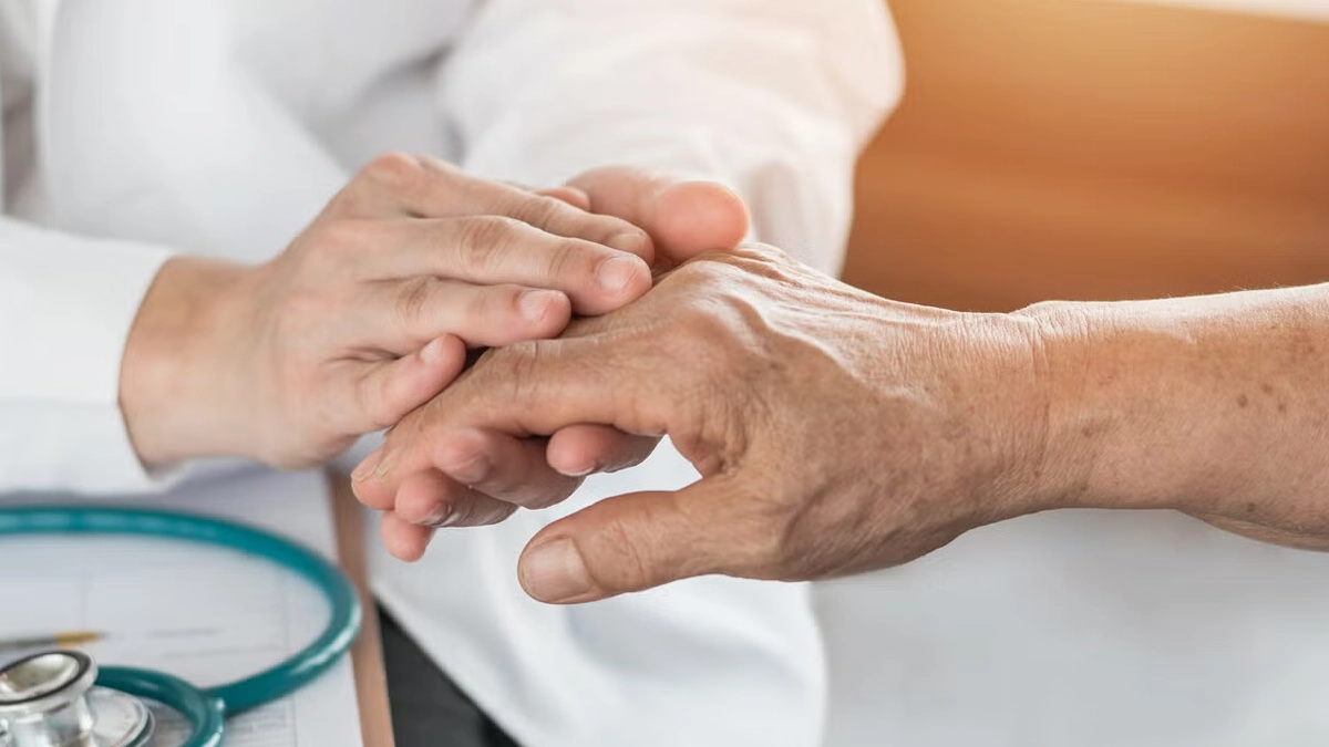 OMS alerta que más de 2 mil millones de personas enfrentan dificultades económicas para costear atención médica