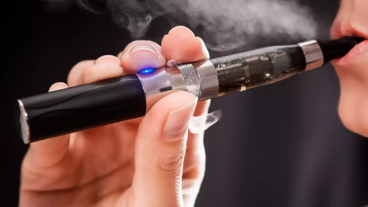 Diputados aprueban prohibición total de vapeadores con penas de hasta ocho años de cárcel