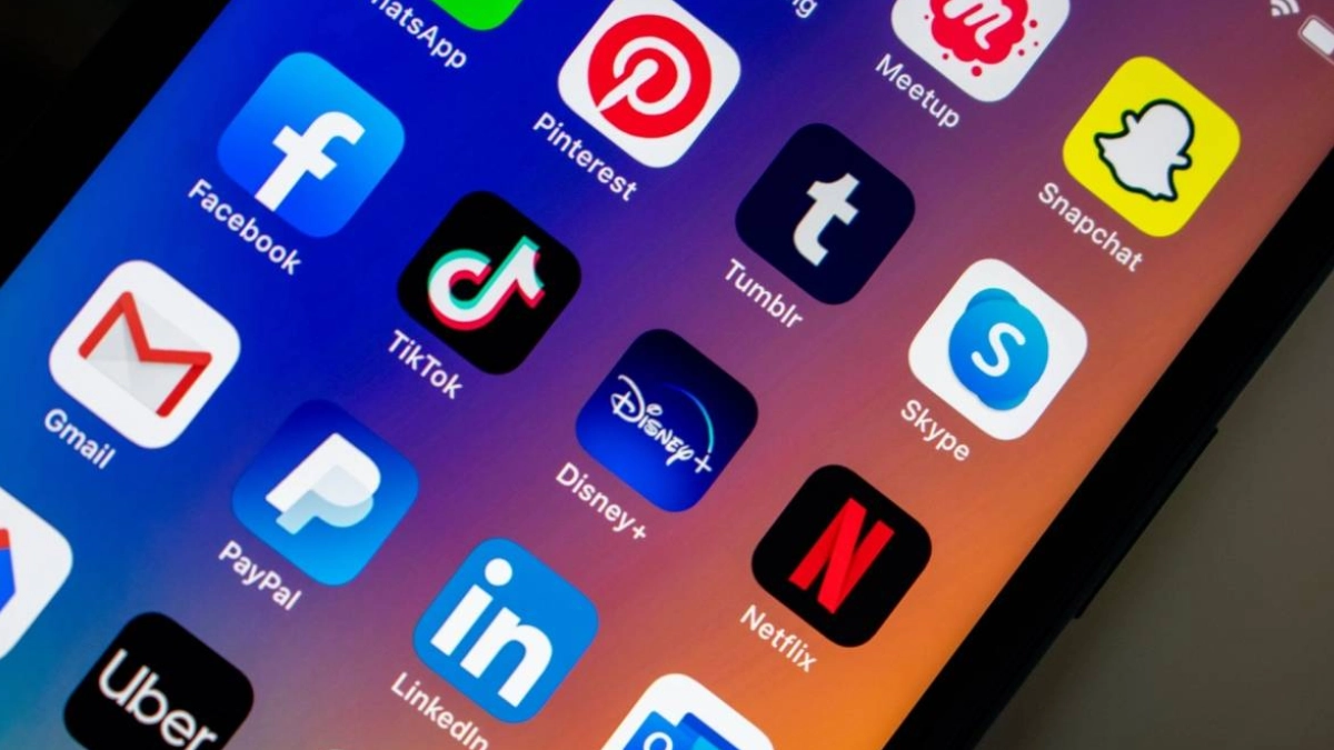 Alertan por riesgos en el manejo de datos personales tras uso de sistemas de licencia libre