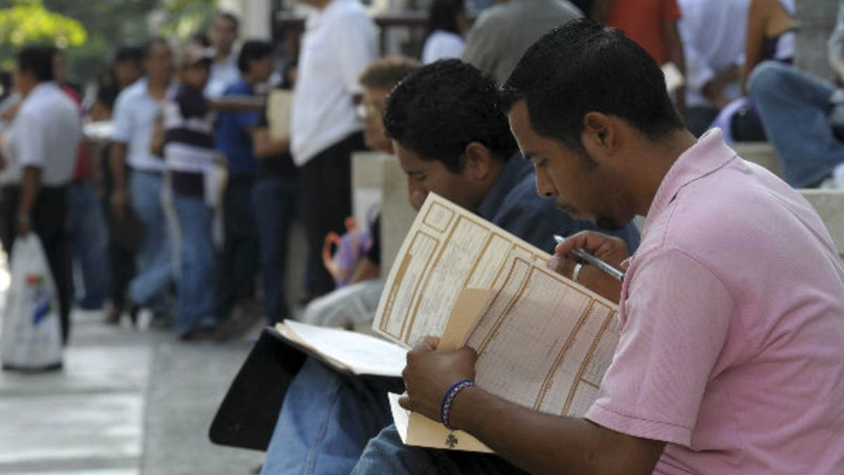 Desempleo en México cierra diciembre en 2.4%, reporta Inegi