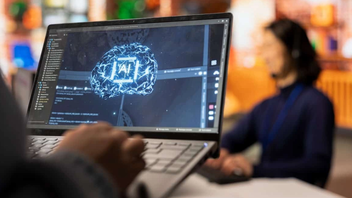 Sheinbaum llama a debatir a nivel nacional la regulación de la inteligencia artificial