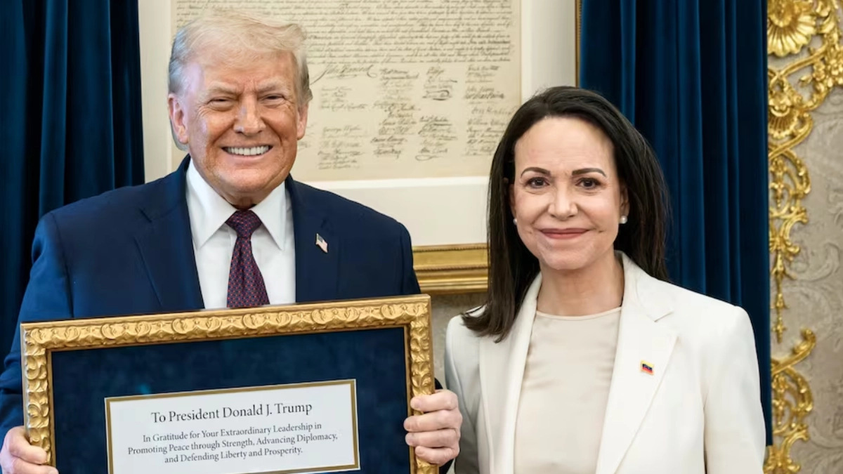 María Corina Machado entrega su medalla del Nobel de la Paz a Donald Trump