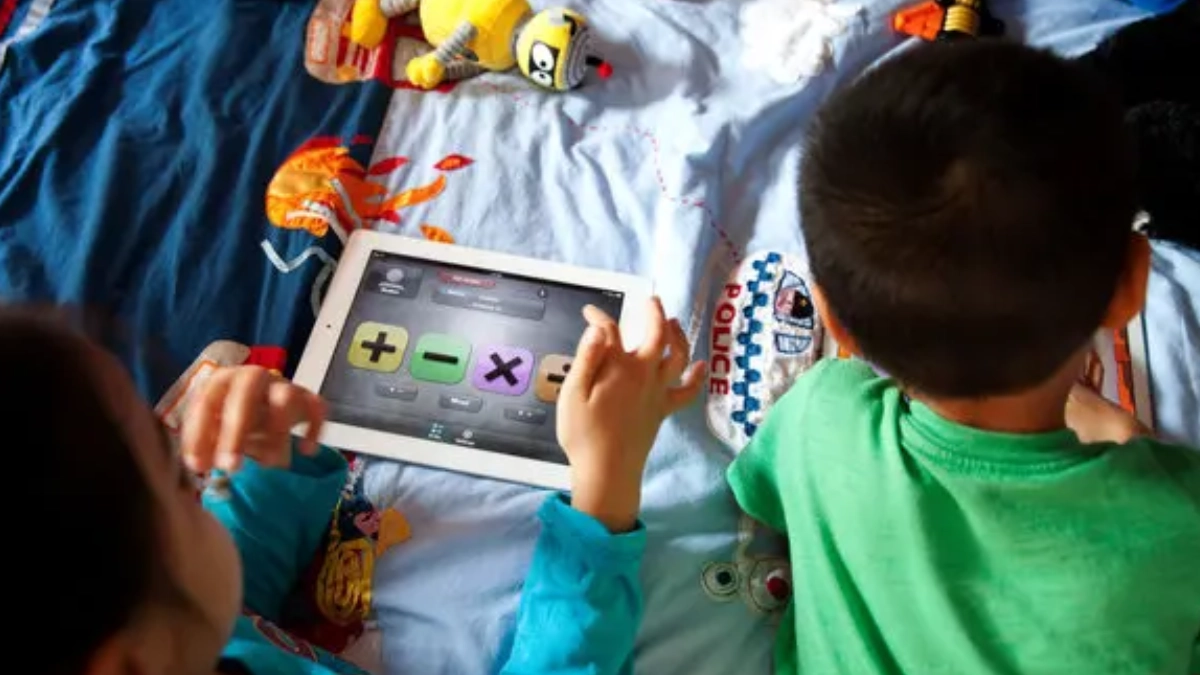 Alerta por uso excesivo de pantallas en la primera infancia: afecta lenguaje y desarrollo cognitivo