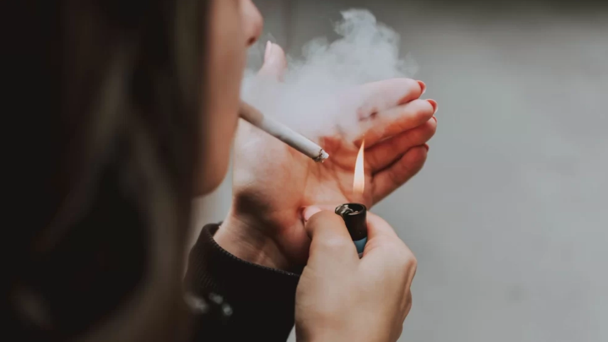 Tabaquismo persiste como problema de salud pública en México por auge de cigarros electrónicos: INSP