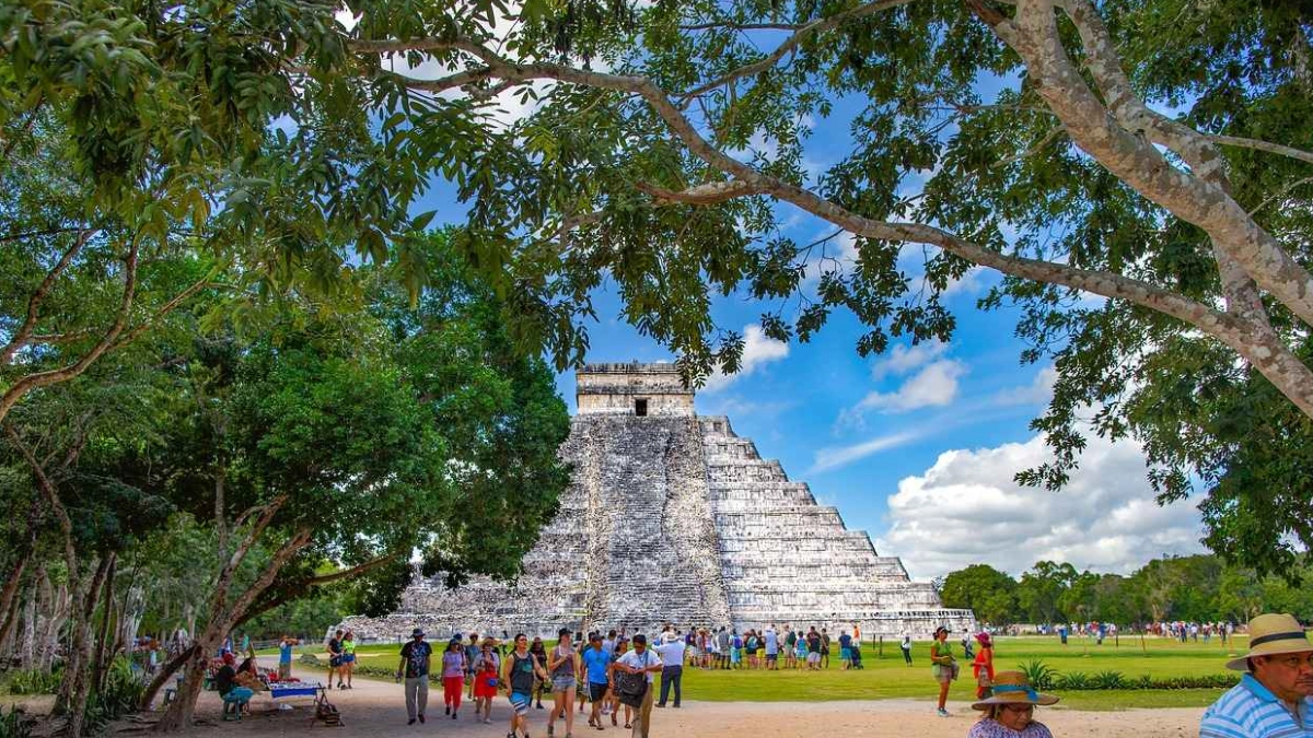 Turismo nacional pierde dinamismo: caen viajeros y gasto en destinos del país, dicen expertos