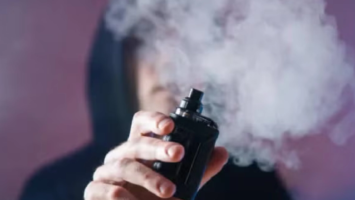 Entra en vigor prohibición total de vapeadores en México; multas alcanzan hasta 234 mil pesos
