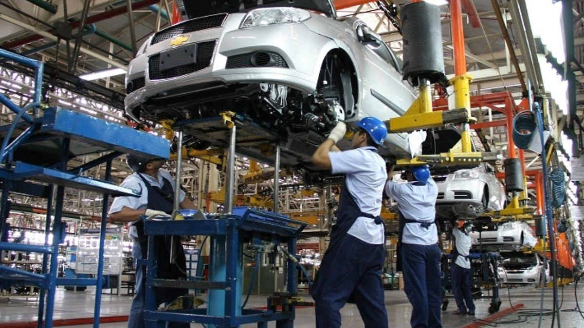 Ventas de autos ligeros en México arrancan 2026 con alza histórica en enero