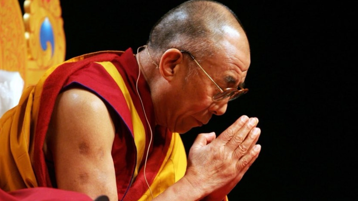 El dalái lama gana su primer premio Grammy a los 90 años