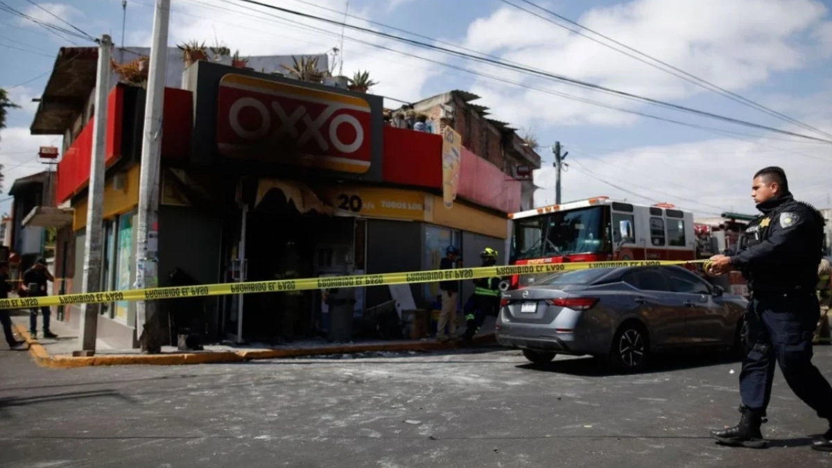 OXXO cerró 6,000 tiendas por violencia tras operativo contra el CJNG; 300 siguen fuera de servicio