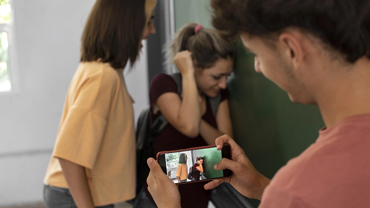 Ciberacoso afecta a 18 millones de personas en México; mujeres y jóvenes, las más vulnerables