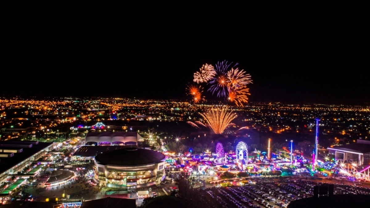 Feria de León 450 rompe récords con 6.9 millones de visitantes y derrama de 9 mil millones de pesos