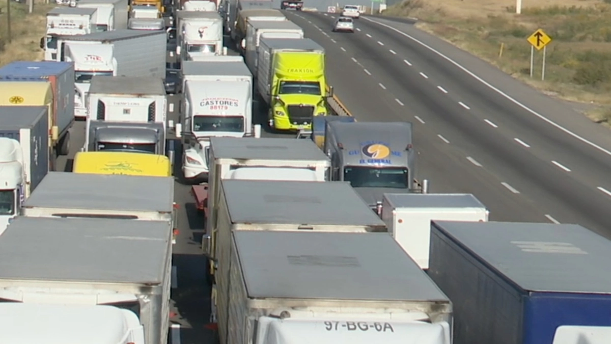 Transportistas y campesinos anuncian paro nacional con bloqueos en 20 estados