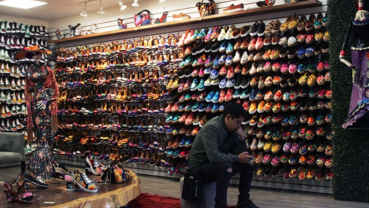 Frenan contrabando de calzado tras crecimiento de casi 2,000% en México