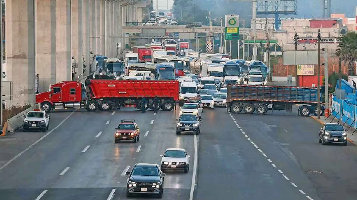 Canacintra alerta pérdidas de hasta 11 millones de pesos diarios por bloqueos carreteros previo al Mundial