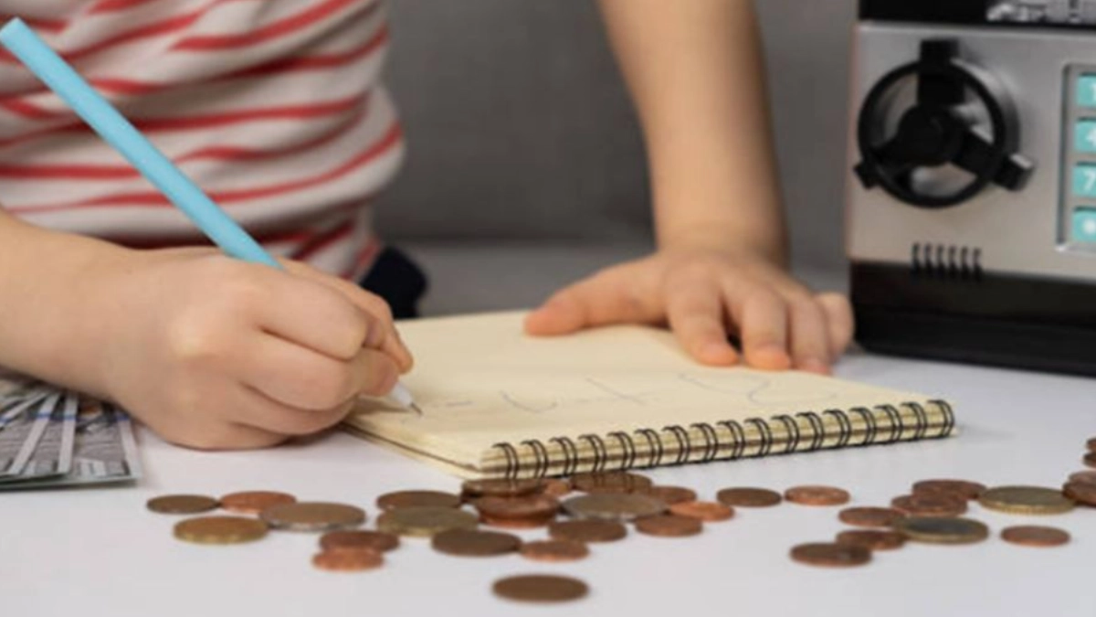 Impulsan educación financiera y tributaria obligatoria desde nivel básico en México