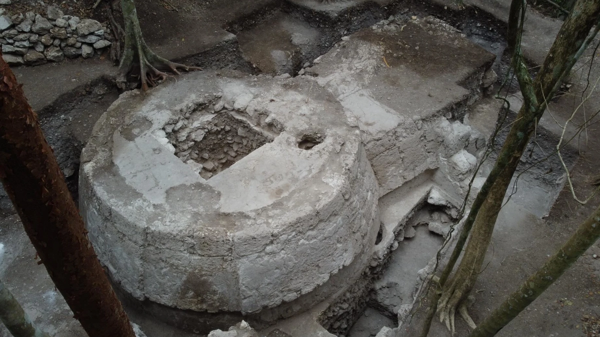 Descubren en Guatemala altar maya de más de 2 mil años ligado a rituales y posibles sacrificios humanos